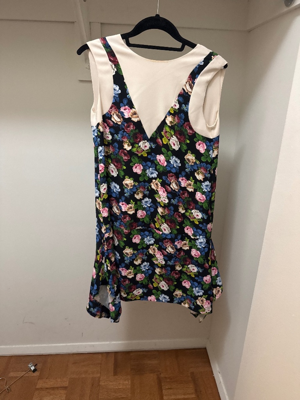 Max Mara white and flowered dress
